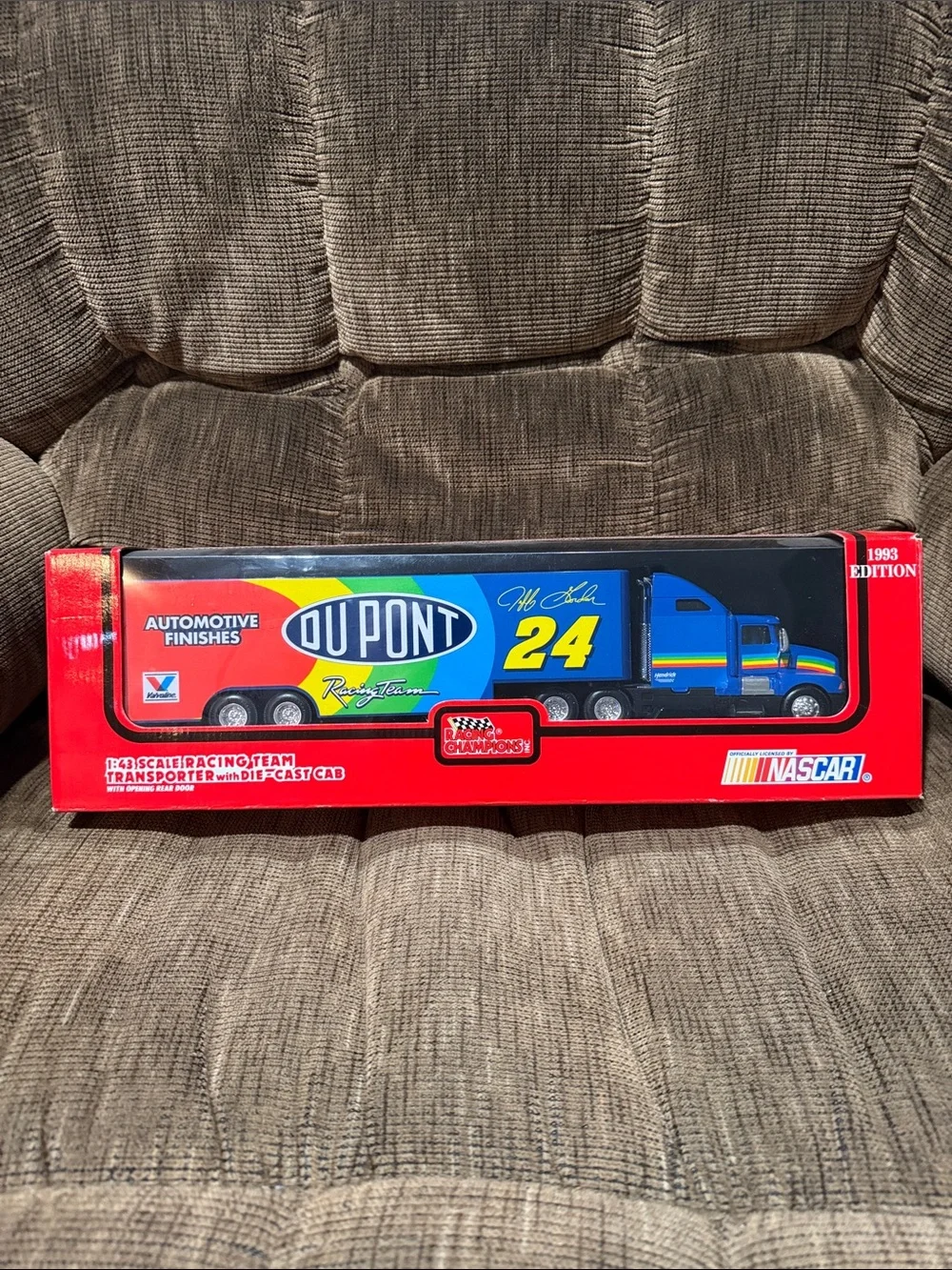 Nascar Dupont Blue & Red #24 Racing Transporter Toy